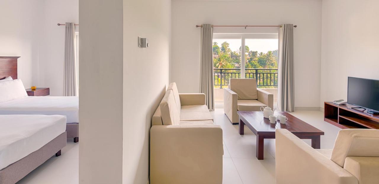 Fairway Sunset Serviced Apartments Galle Exterior photo